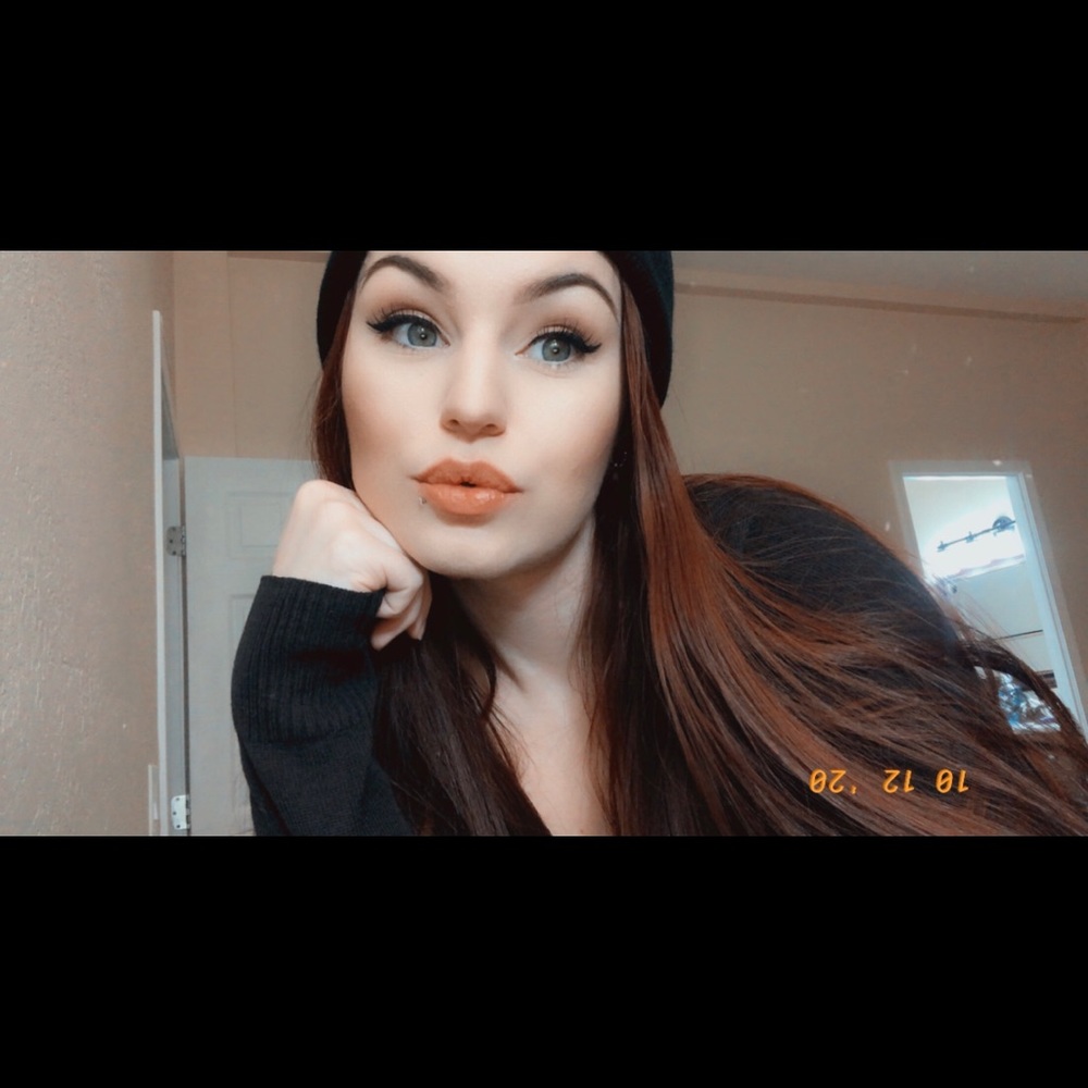 Meet your Posher, Haleigh